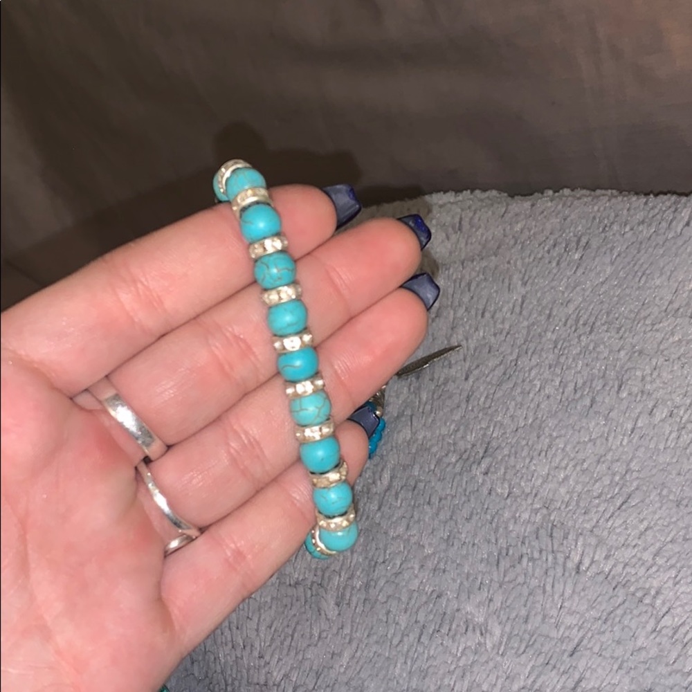 Multiple stackable bracelets - Picture 5 of 6